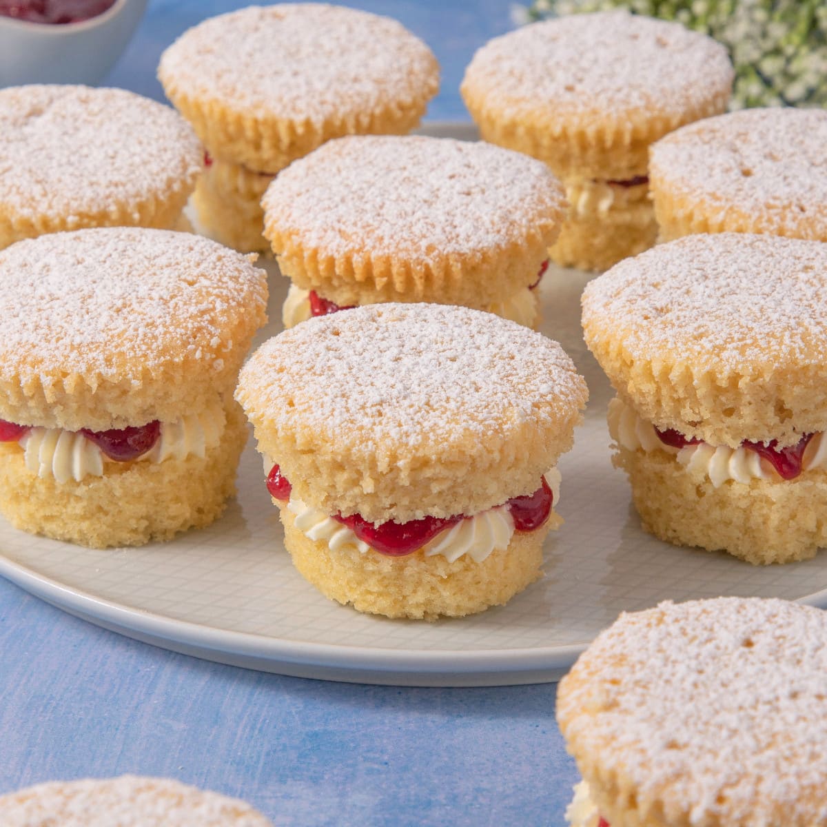 Bake Delicious Victoria Sponge Cupcakes in Under 30 Mins Prep